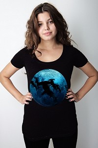Women's Shark Side of the Moon Scoop Tee